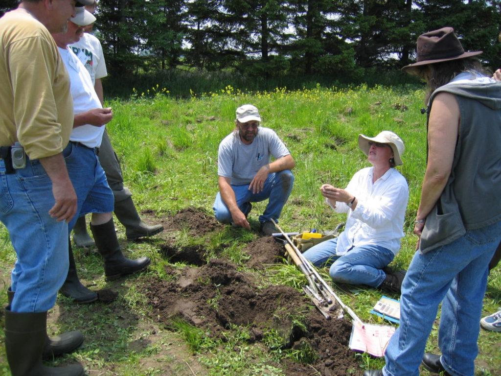 Alice Thompson leads a restoration workshop.